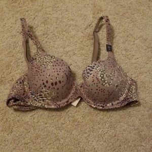 NWT Victoria's Secret Demi Bra/36A